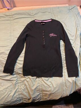 Harley-Davidson Black Long Sleeve Henley with Pink Script Logo - Womens